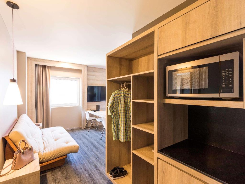 Ibis Torreon