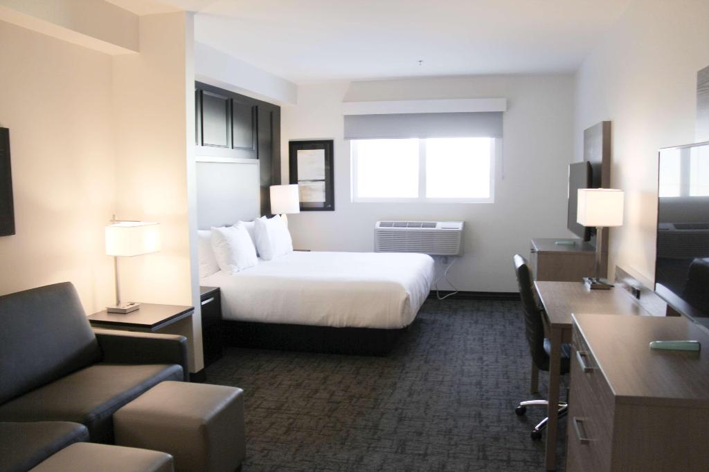 Best Western Plus Winkler