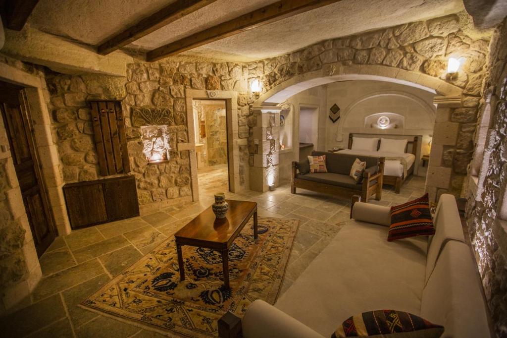 Zara Cave Hotel