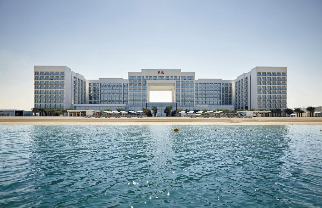 hotel-thumb
