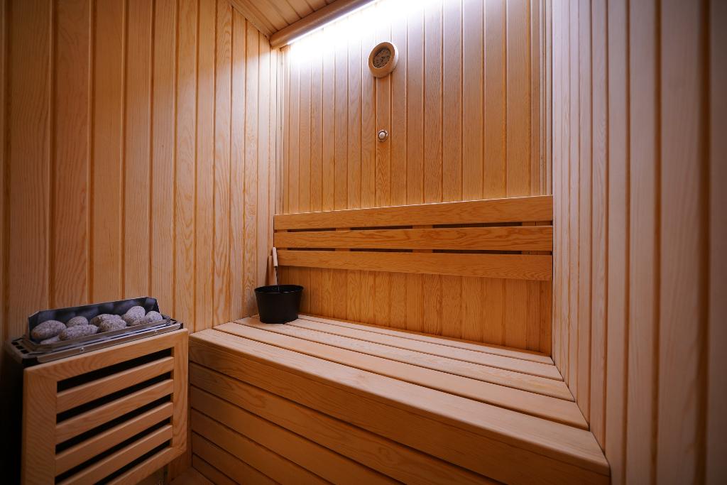 Karlik Cave Suite