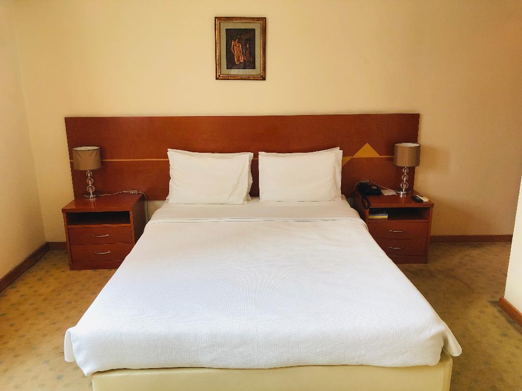 Golden Park Hotel