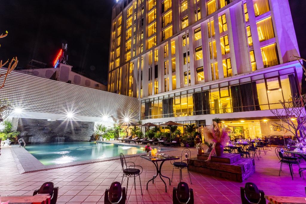 hotel-thumb