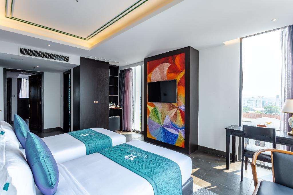White lotus hue hotel