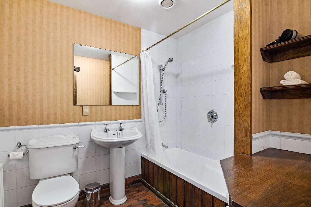 The Honest Lawyer Ascend Hotel Collection