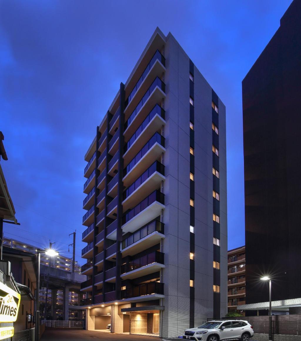A T HOTEL HAKATA