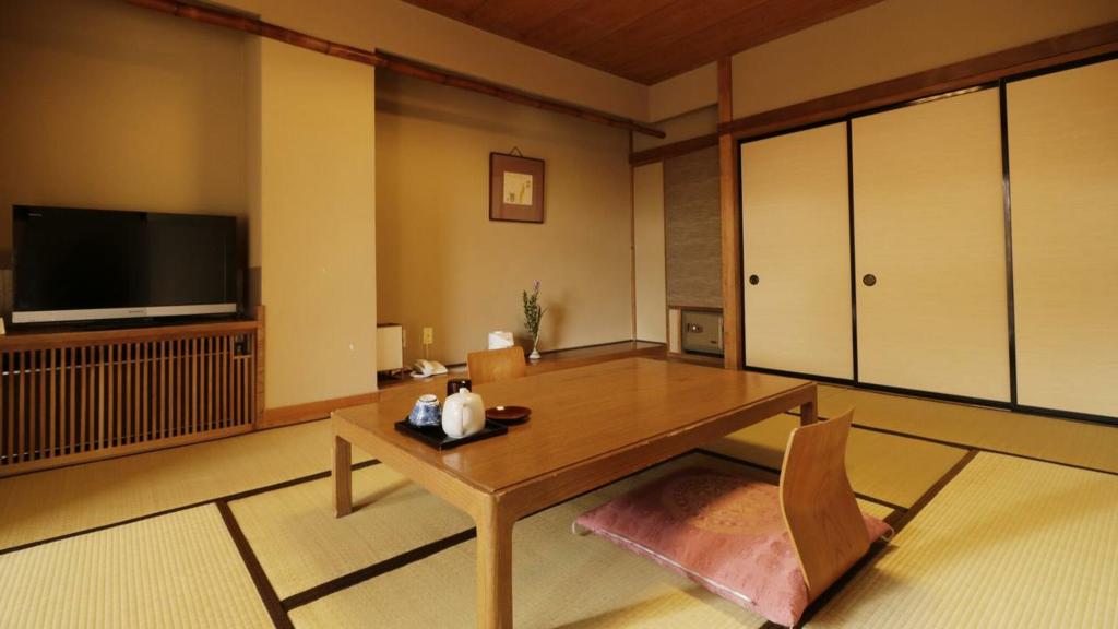 Wakaki Ryokan