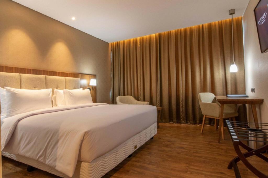 Avenzel Hotel and Convention Cibubur