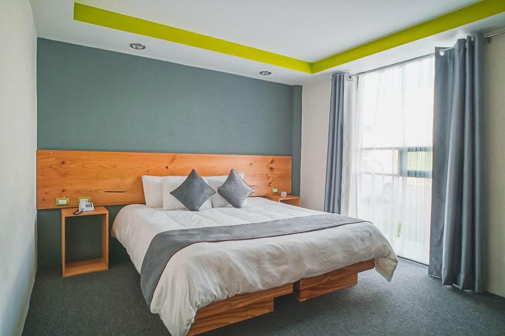 Capital O Hotel Brisas Express