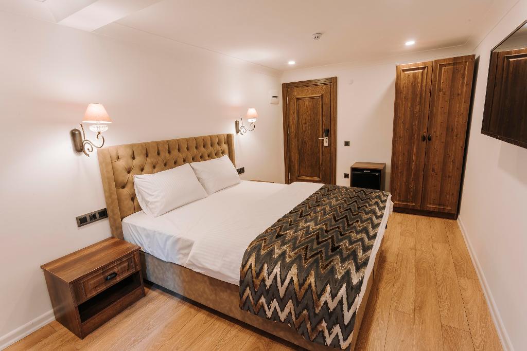 Iskalita Otel