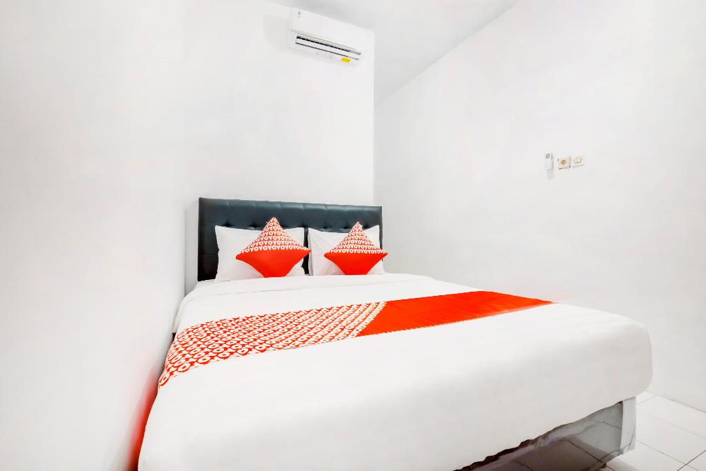 OYO 2394 Hotel Brosta