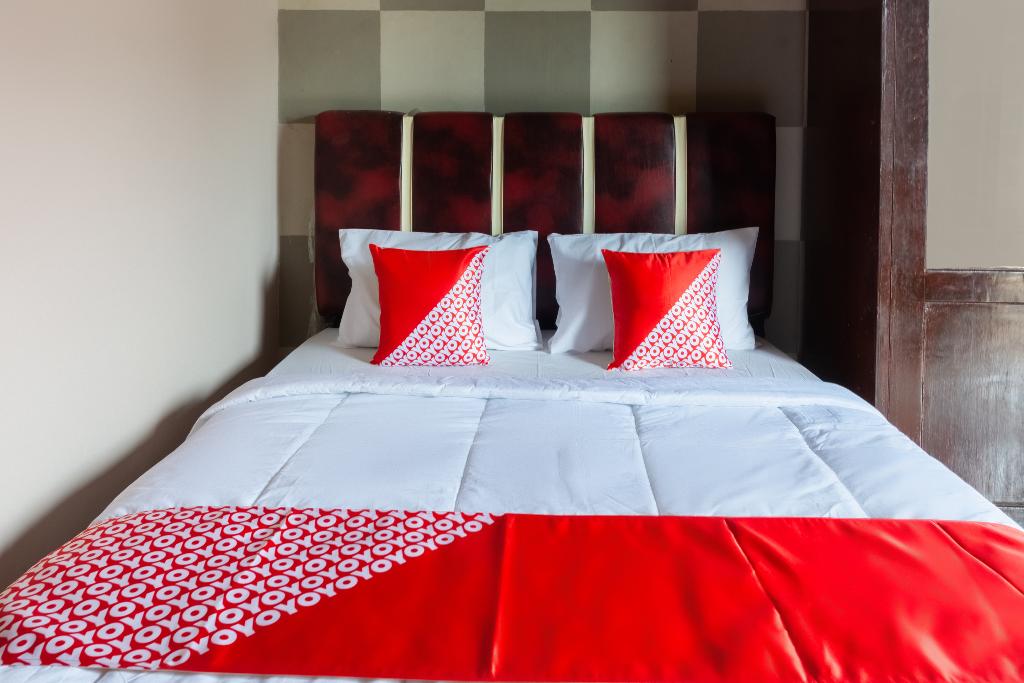 Oyo 3044 Adelia Residence