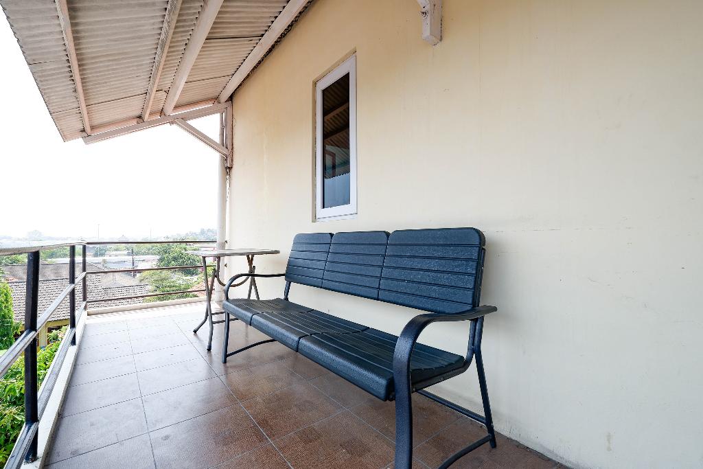 1815 Gatsu Residence