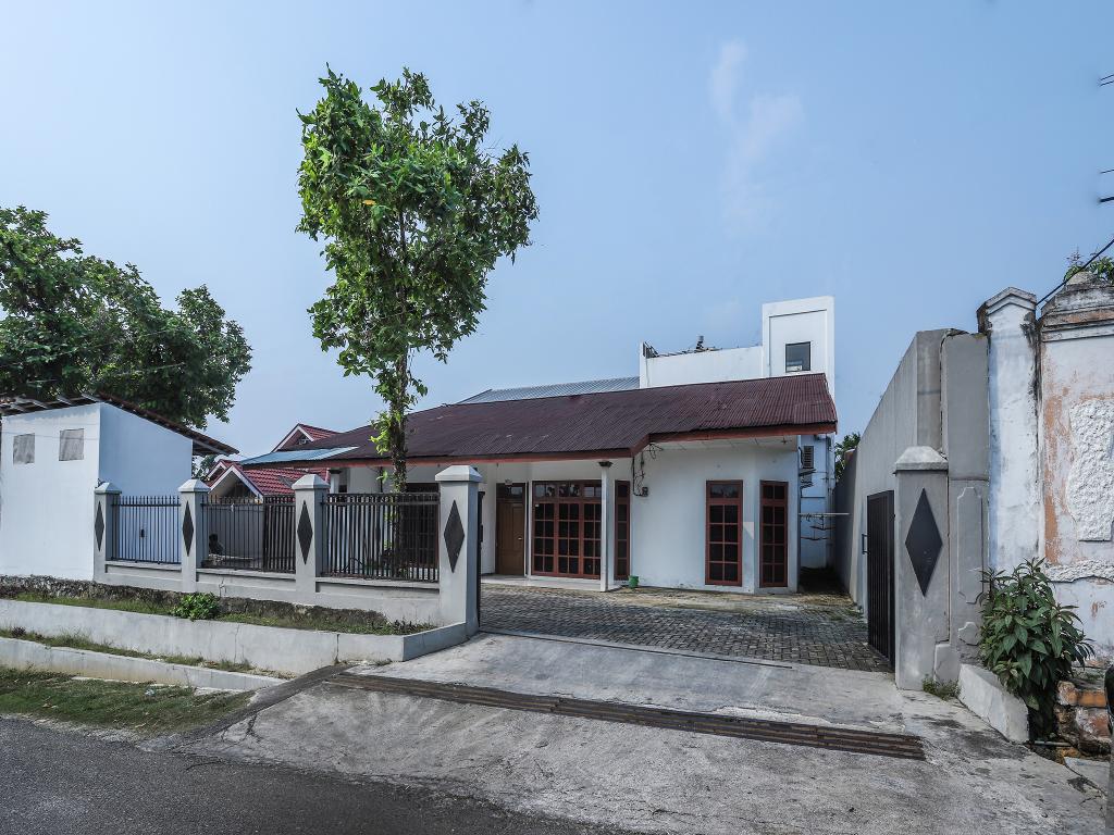 Super Oyo 1582 Bungo Guest House