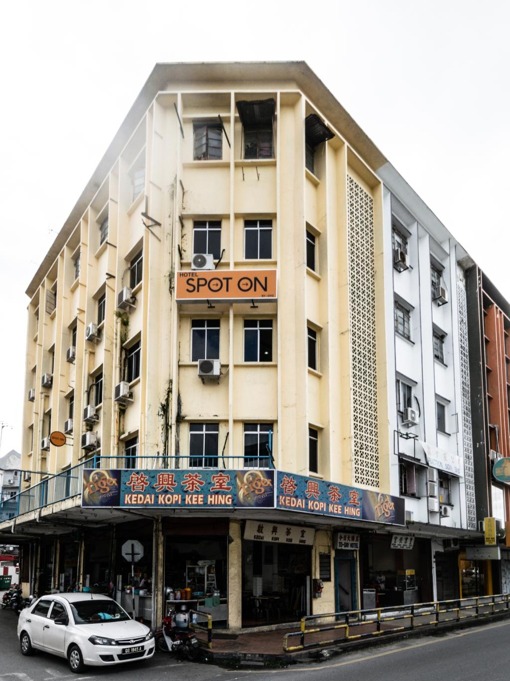 Oyo 89706 To-Day Hotel