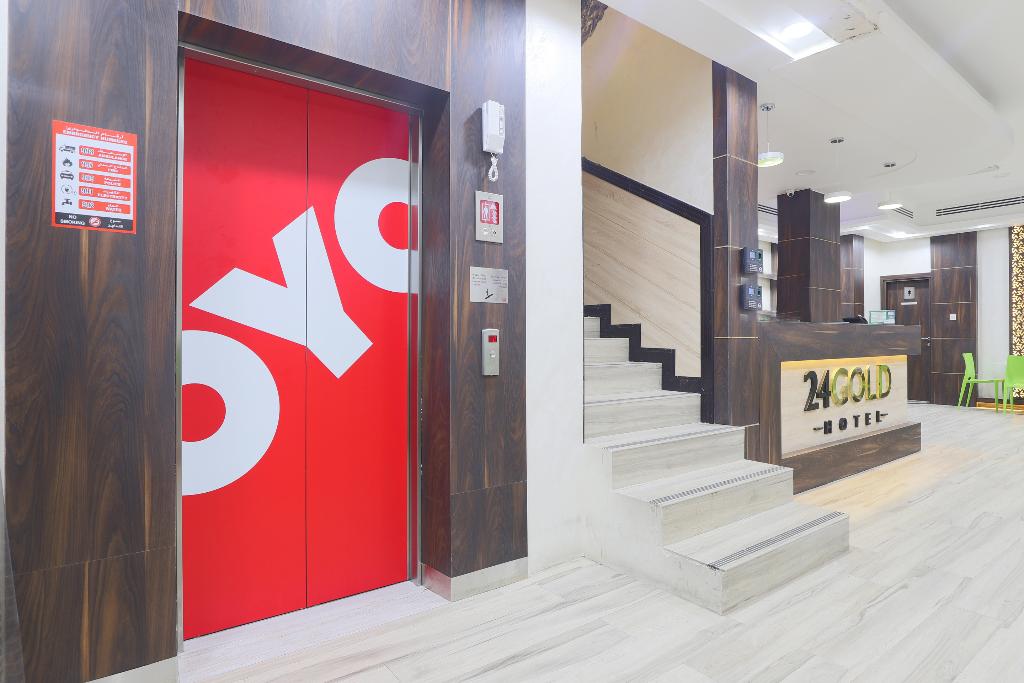 314 24 Gold Hotel - Lobby