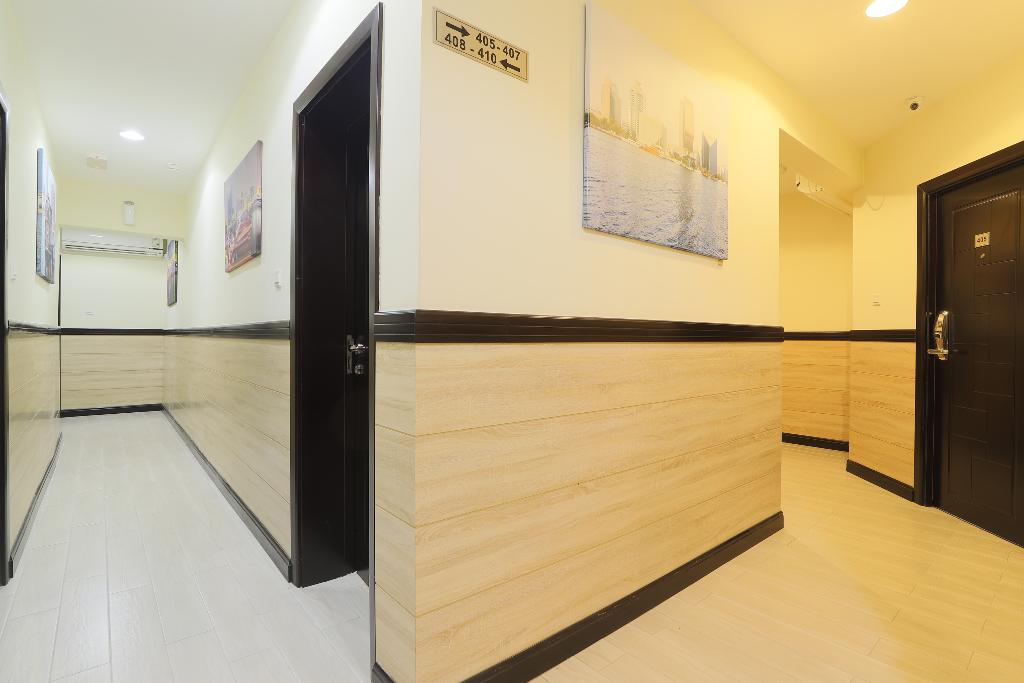 314 24 Gold Hotel - Lobby