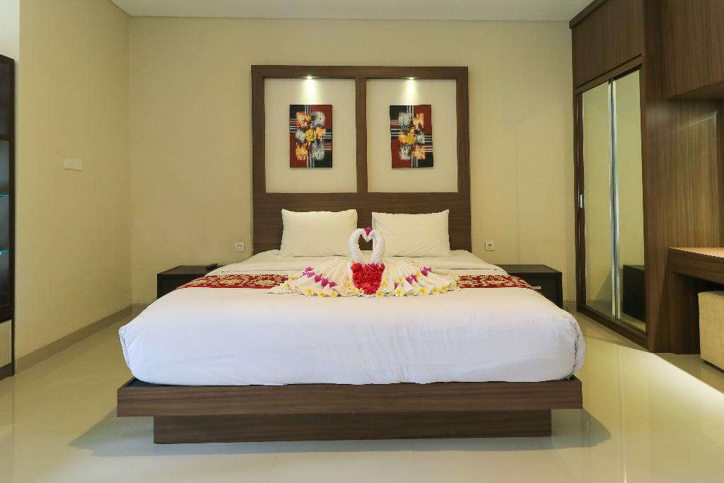 Royal Majesty Villas Jimbaran by ZUZU
