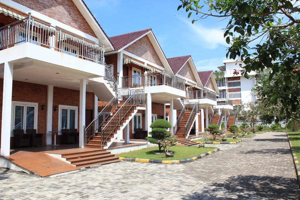 Thongs Inn Kualanamu