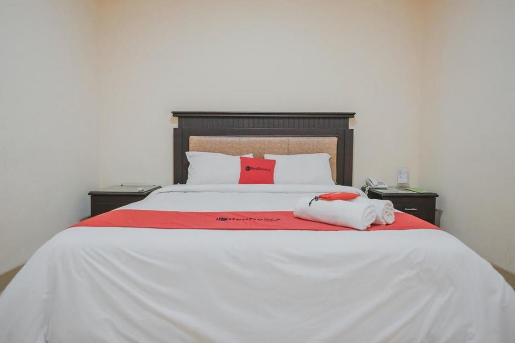 Formerly RedDoorz Premium @ Jalan Pal 10 Jambi