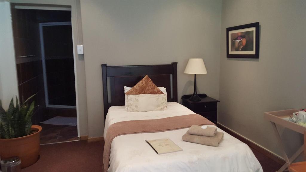 Amper Bo Guest House