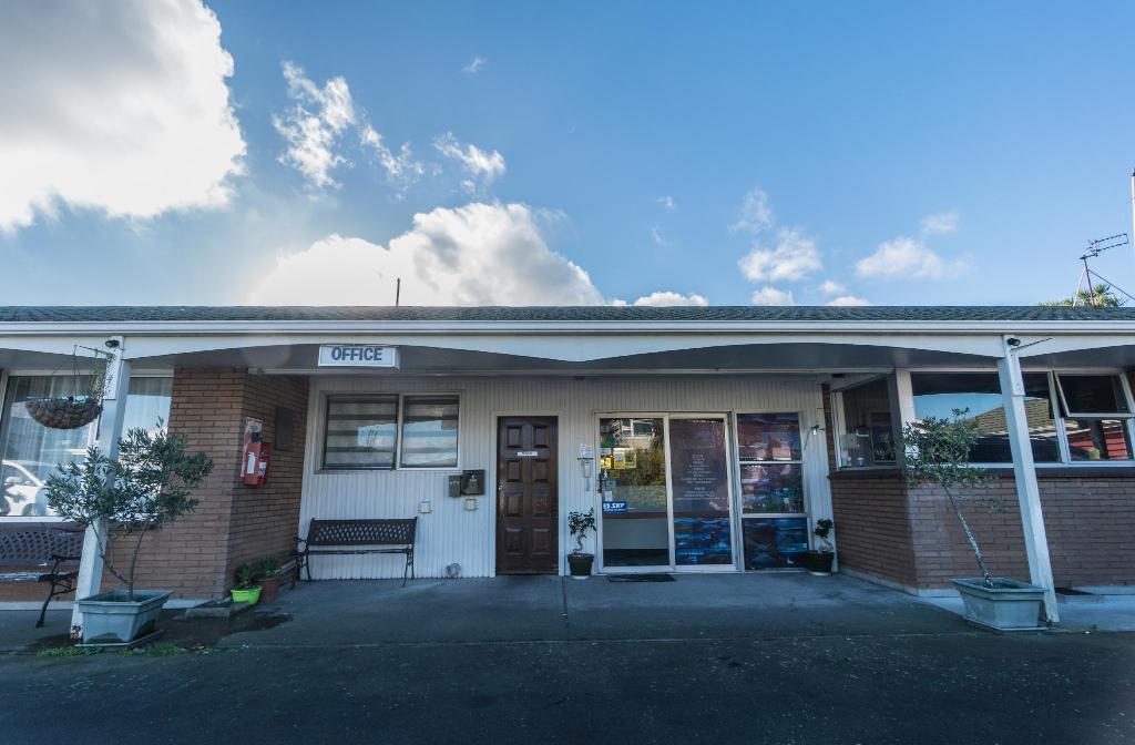 Coachman Motel
