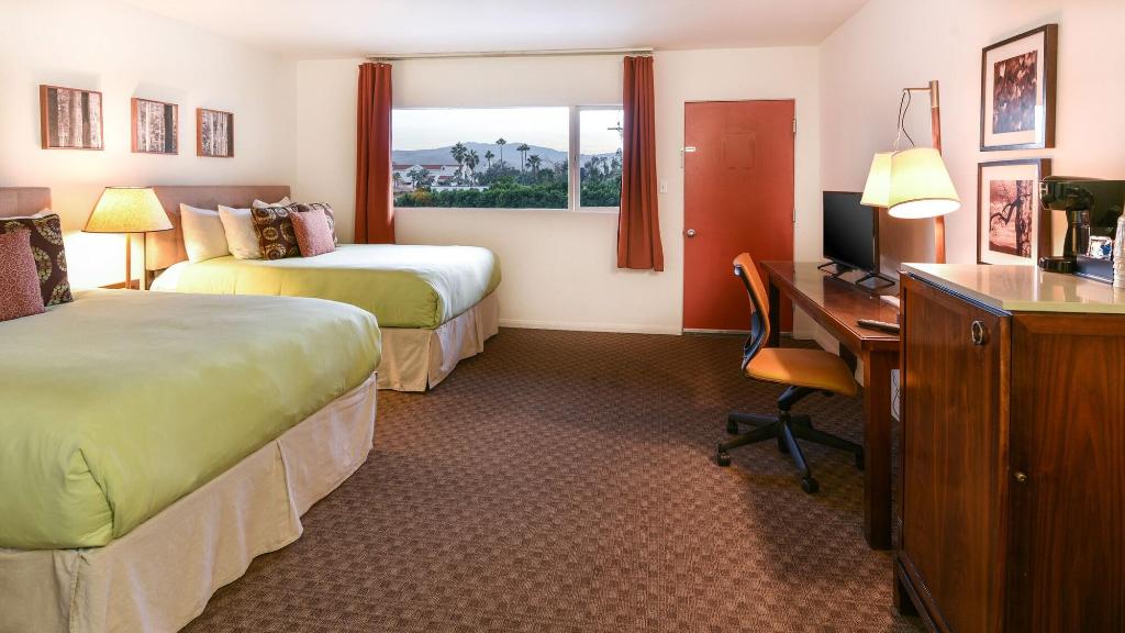 Skylark Hotel