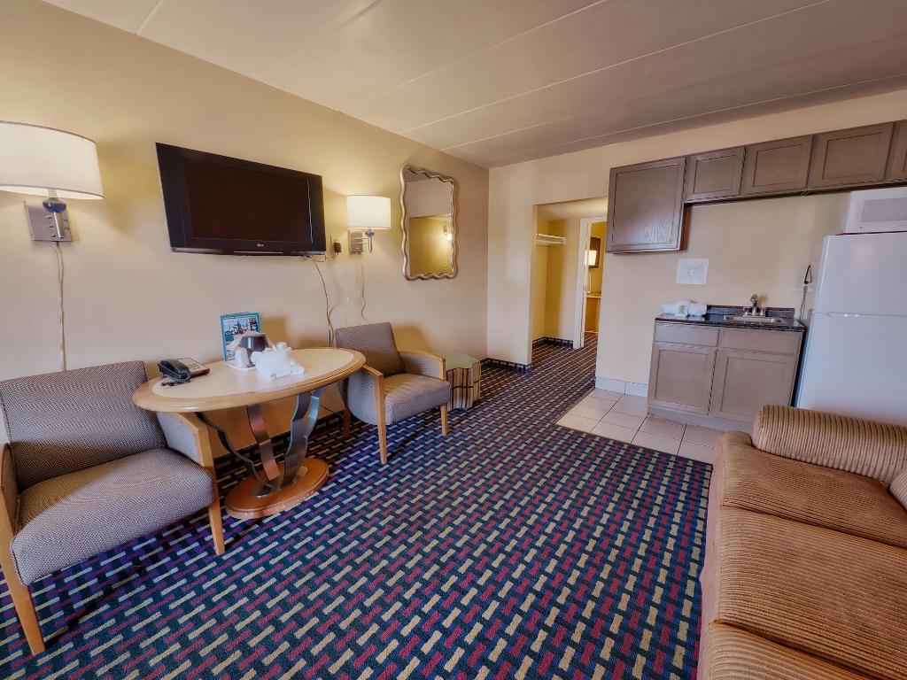 Seashire Inn Suites