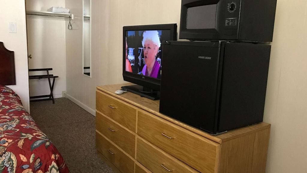 Country Place Inn And Suites