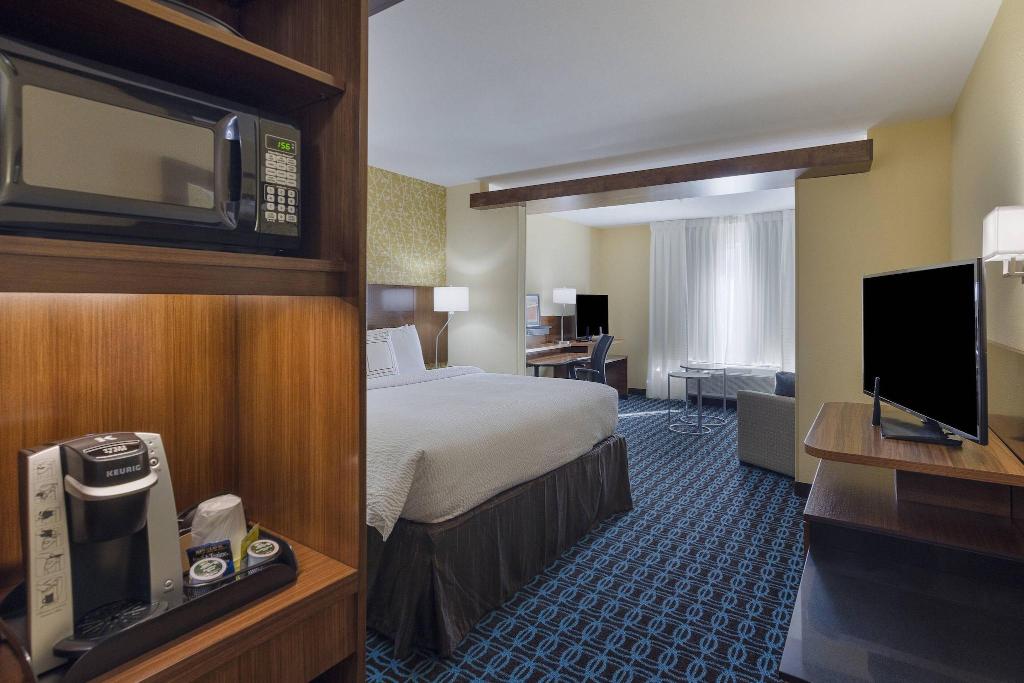 Fairfield Inn Suites By Marriott Abingdon