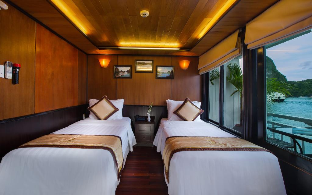 Syrena Cruises Ha Long
