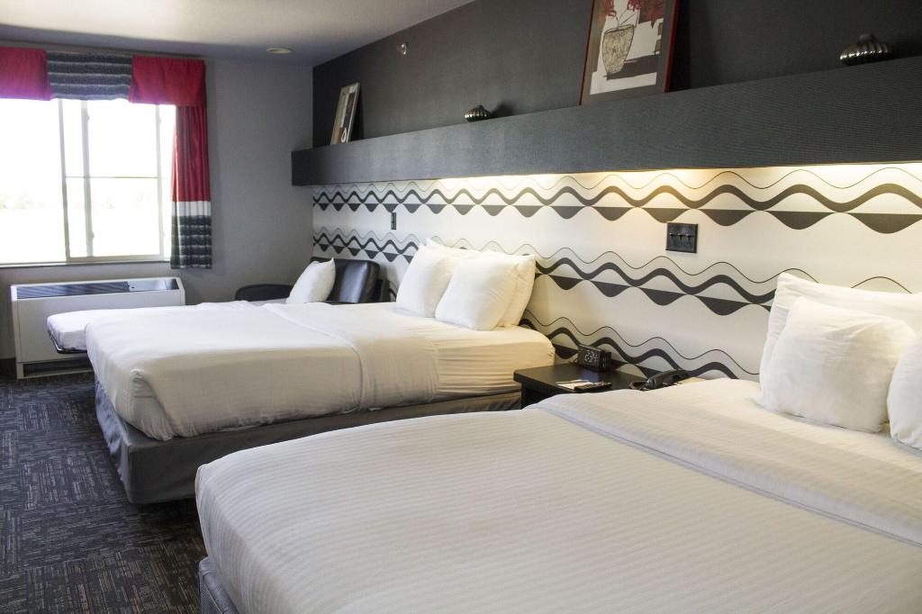 Metropolis Resort Eau Claire