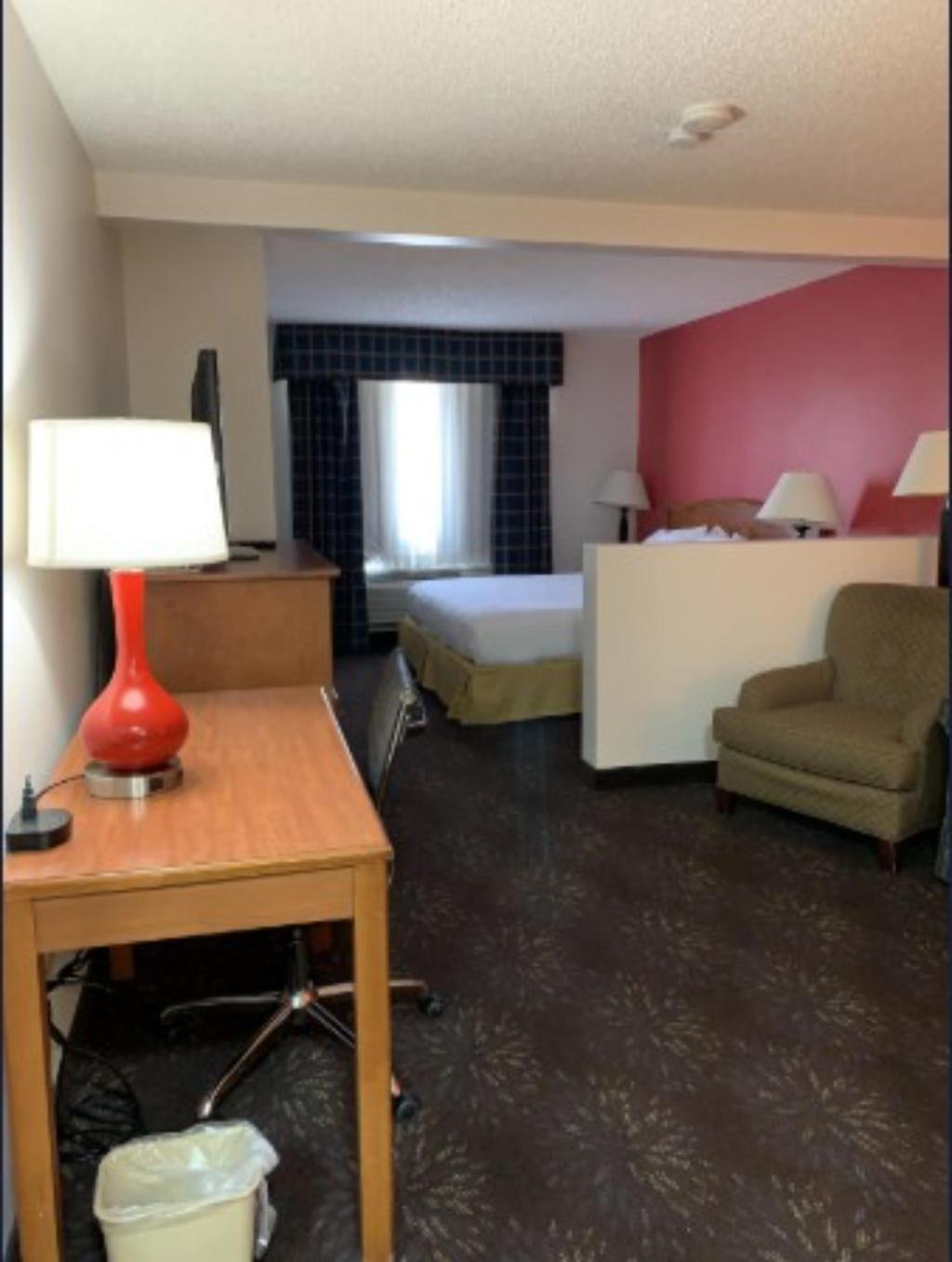 Ramada By Wyndham Santa Fe