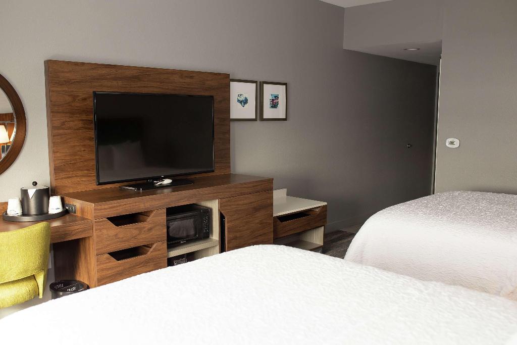 Hampton Inn & Suites By Hilton Dundee