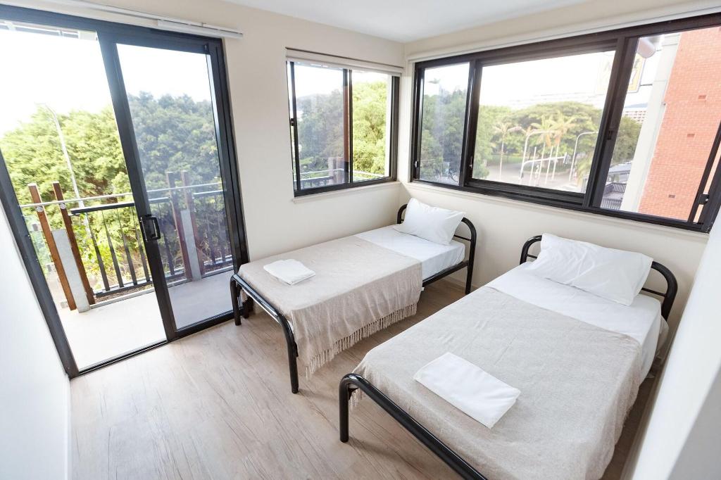 Global Backpackers Cairns Waterfront