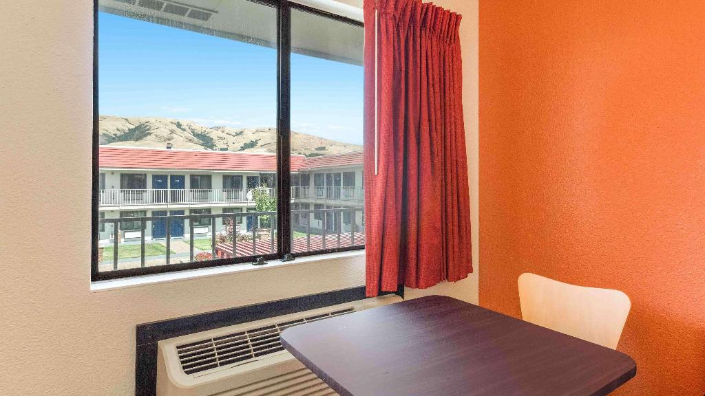 Motel 6 Fremont South