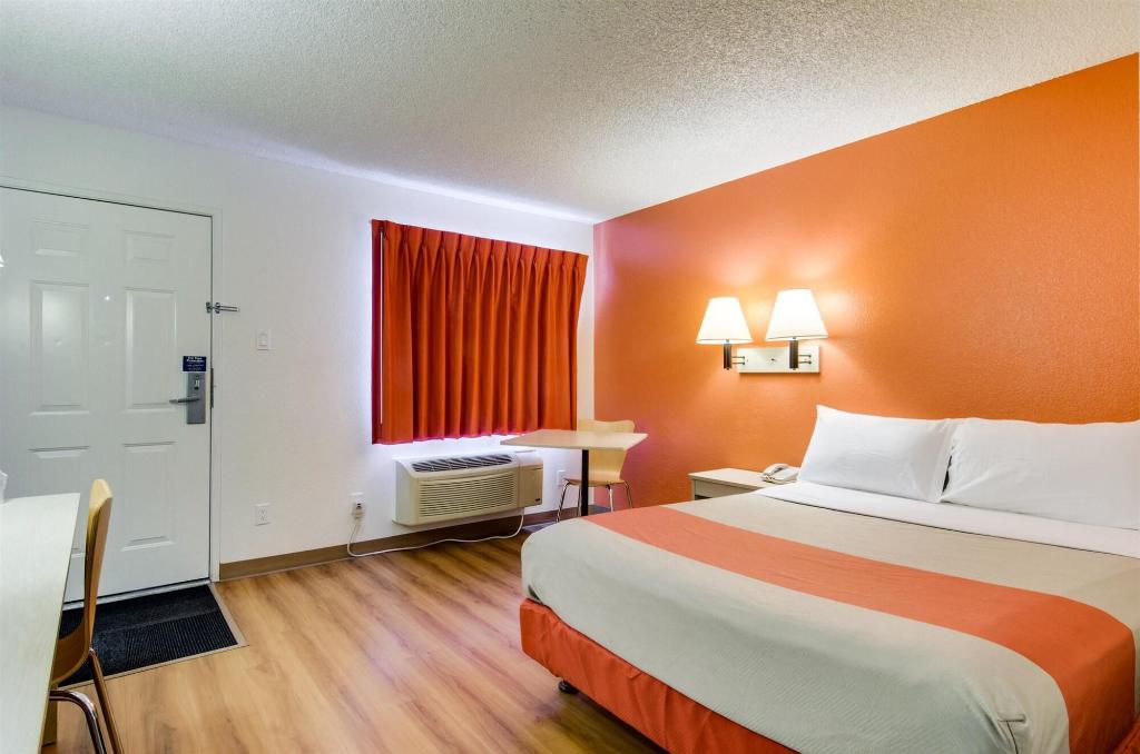 Motel 6 Tacoma Fife
