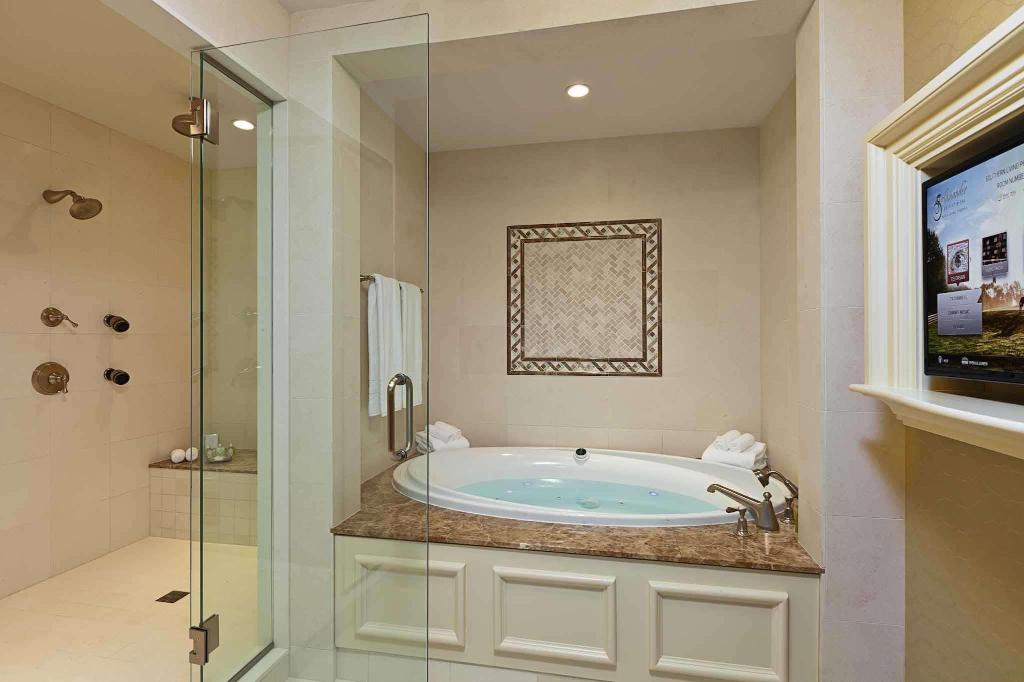 Salamander Resort And Spa
