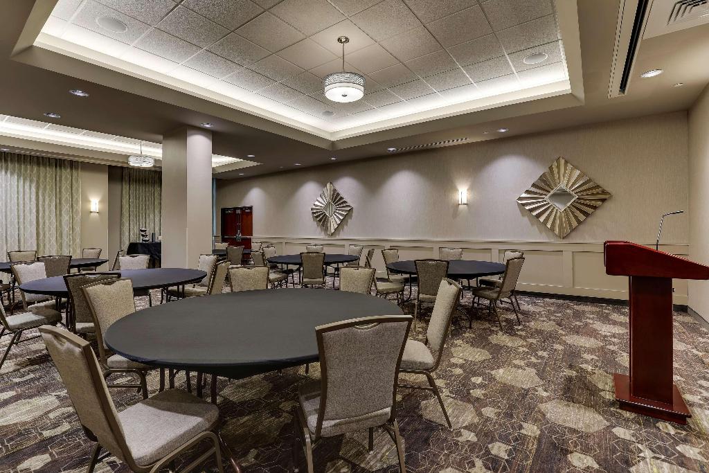 Drury Inn Suites Cincinnati Northeast Mason