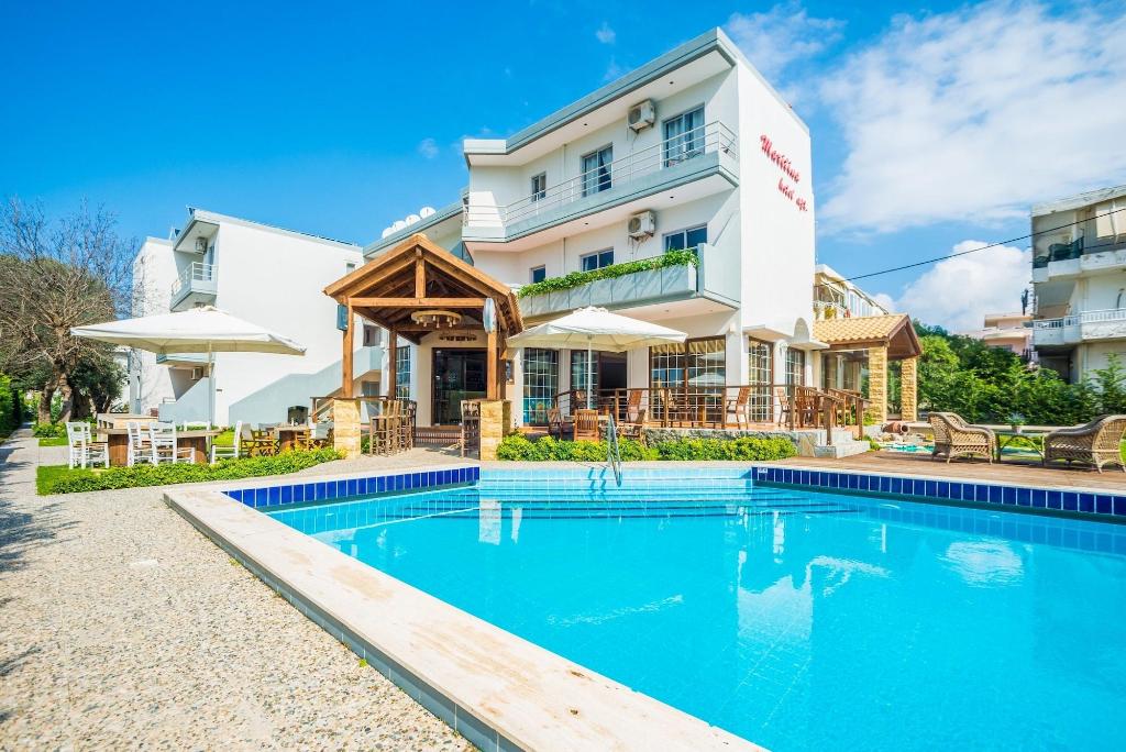 Maritina Apartments