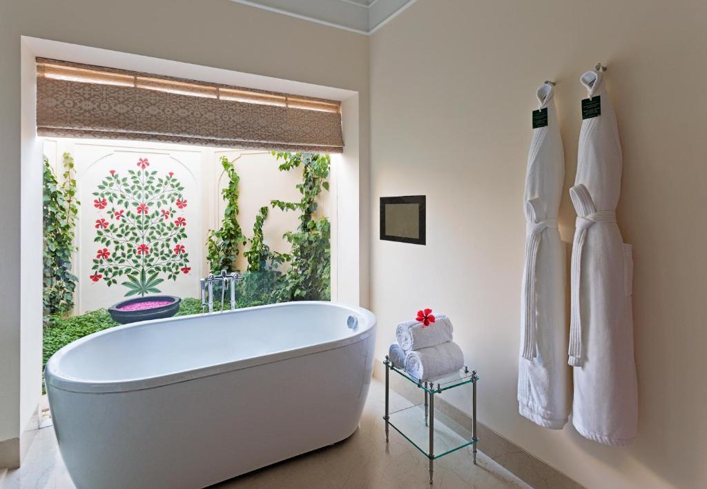 The Oberoi Sukhvilas Spa Resort, New Chandigarh