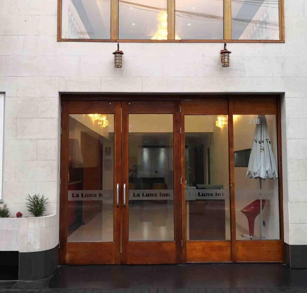 Hotel AYENDA LA LUNA INN