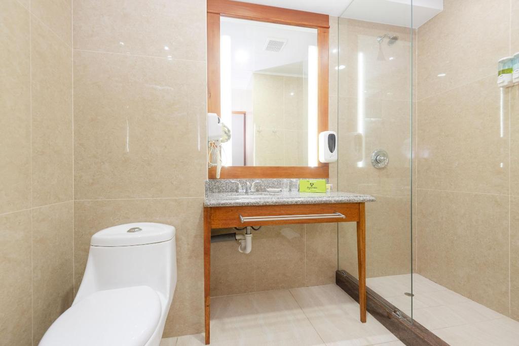 Hotel AYENDA LA LUNA INN