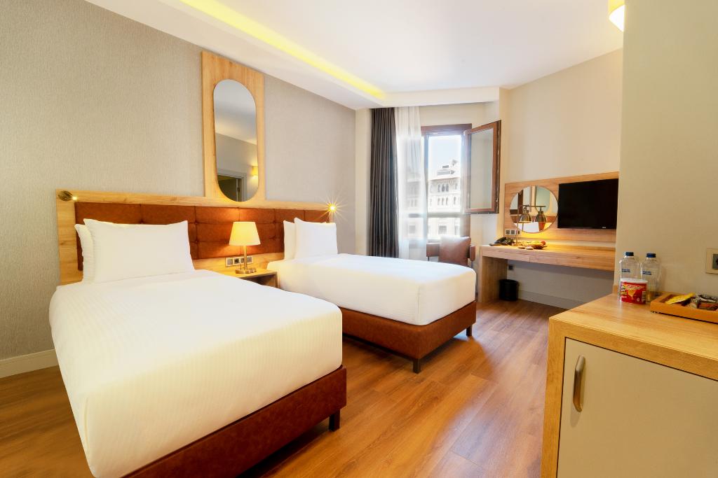 hotel-thumb