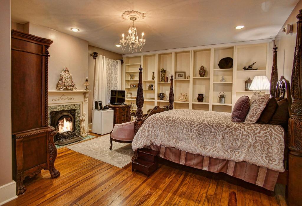 Mcmillan Inn Bed And Breakfast