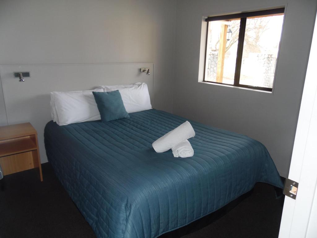 Pinewood Motels