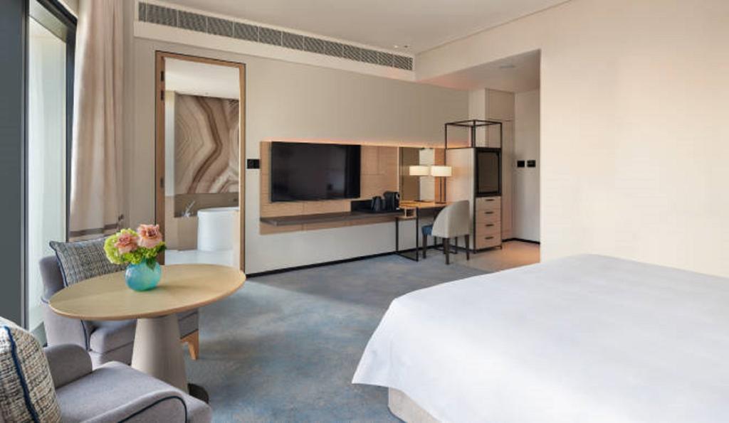 Club Marina City View Room with Unique Privileges photo 1