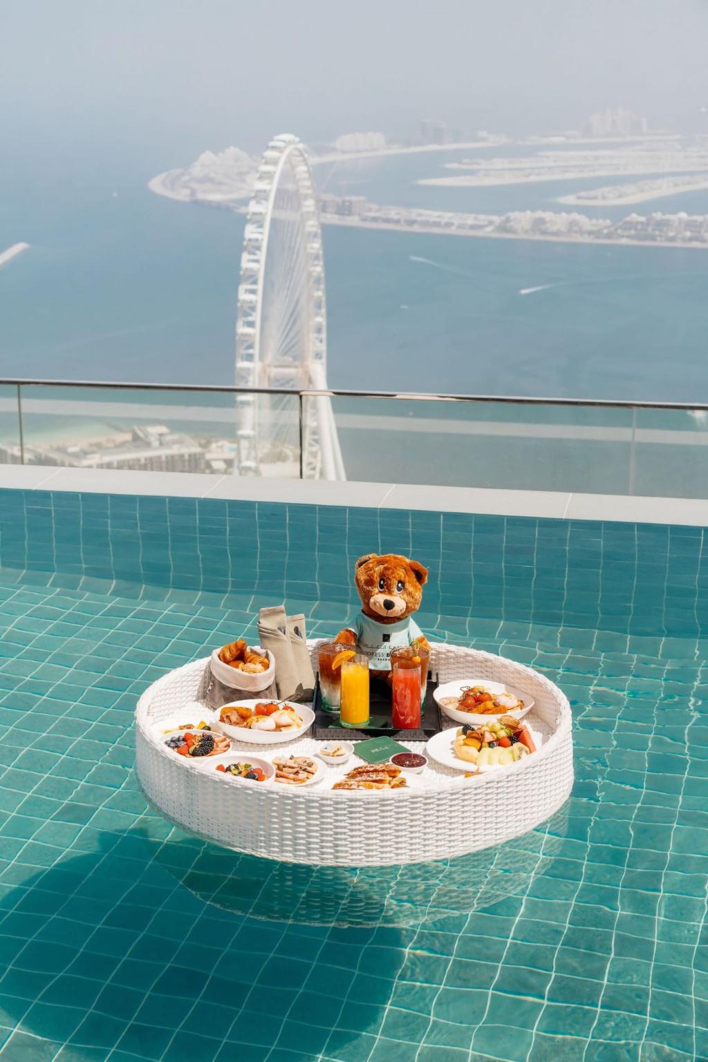 Save 30% |Floating Breakfast & Minibar Once Per Stay-Access to World's Highest Infinity Pool photo 1