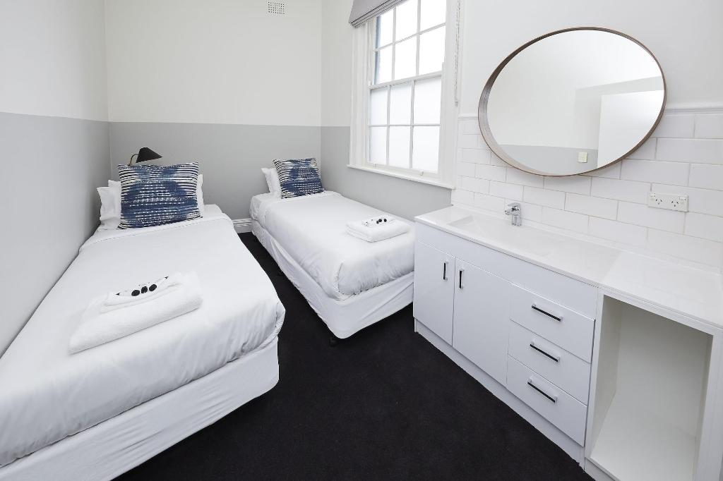 Bridgeview Hotel