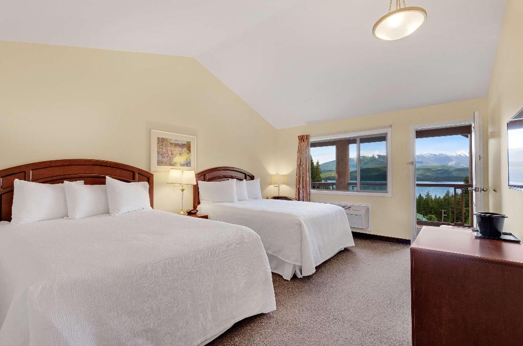 Kootenay Lakeview Resort , BW Signature Collection